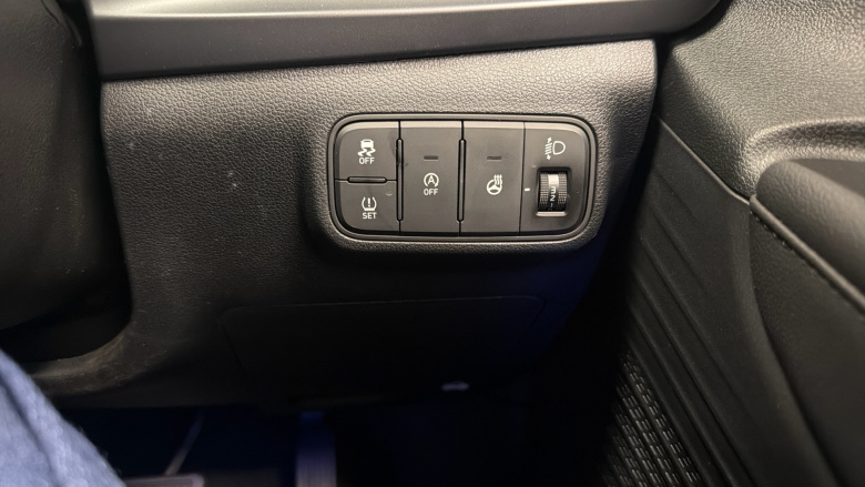 Hyundai i20 1.0T GDi 90 Tech Line 5dr DCT Petrol Hatchback